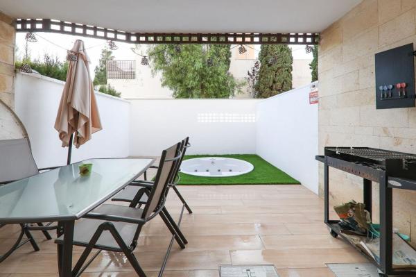 Chalet adosado photo 1