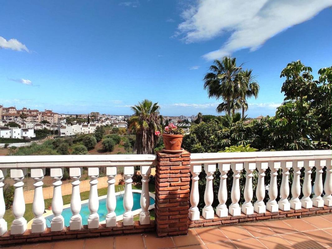 Venta de chalet independiente en Calle Sierrezuela, Mijas
photo 4