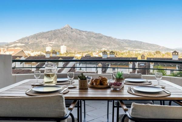 Sprzedaż mieszkania w Barrio Nueva Andalucía, Marbella
 photo 1