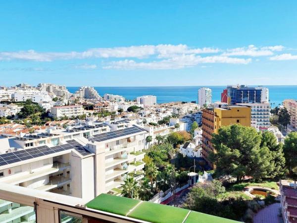 Ático en venta en Avenida Manuel Mena Palma, Benalmádena photo 1