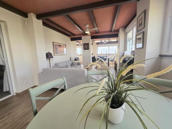 Ático en venta en Arroyo de la Miel, Benalmádena photo 1