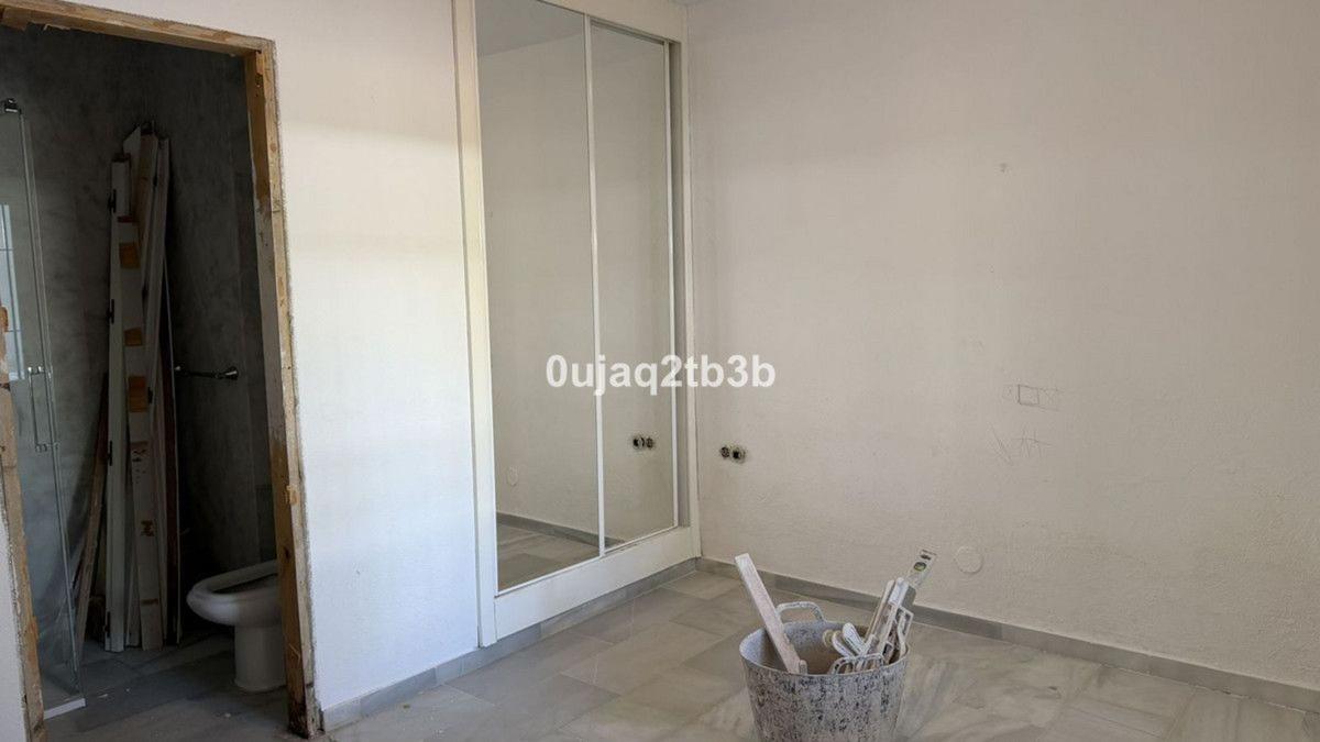 Продажа квартиры на Calle las Azaleas, 1 A, Марбелла
photo 4