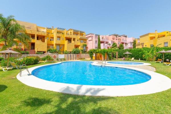 Дуплекс на продажу в Barrio Guadalmina Alta, Марбелла photo 1