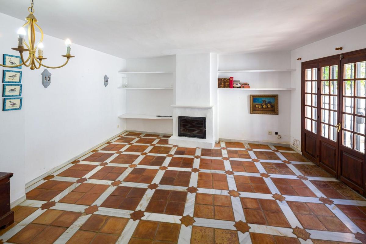 Venta de chalet adosado en Barrio Guadalmina Baja , Marbella photo 3