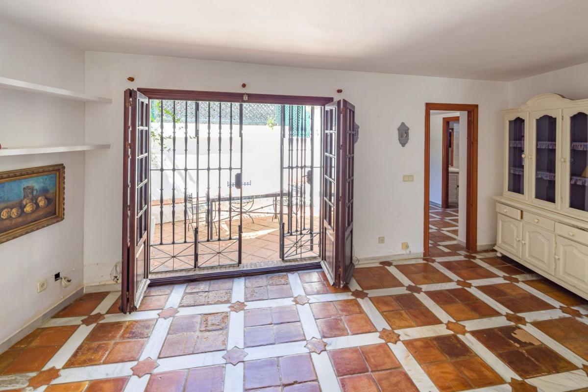 Venta de chalet adosado en Barrio Guadalmina Baja , Marbella photo 5