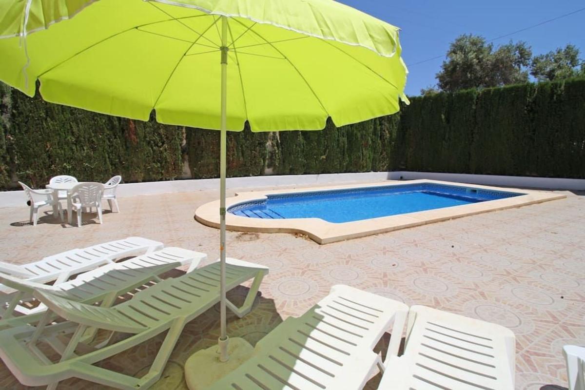 Продажа отдельного шале в Partida Maryvilla, Кальпе photo 3