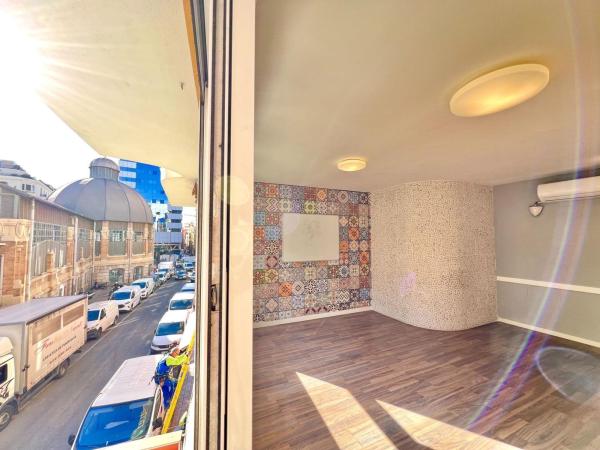 Продажа квартиры на Calle del Capitán Segarra, Аликанте / Алакант
 photo 2