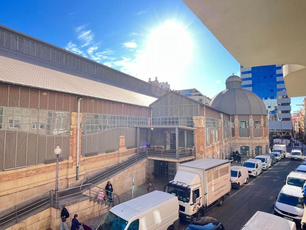Продажа квартиры на Calle del Capitán Segarra, Аликанте / Алакант
 photo 4