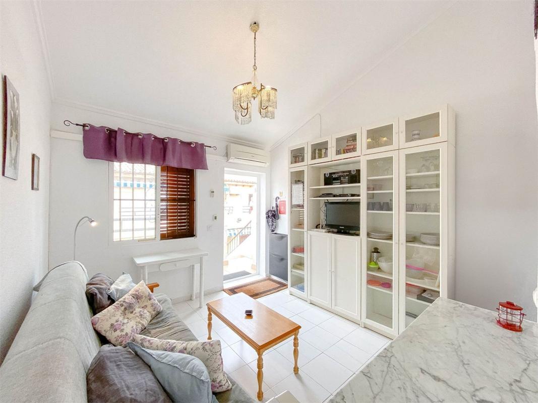Продажа квартиры на Calle Doctor Alexander Fleming, Торревьеха
 photo 5