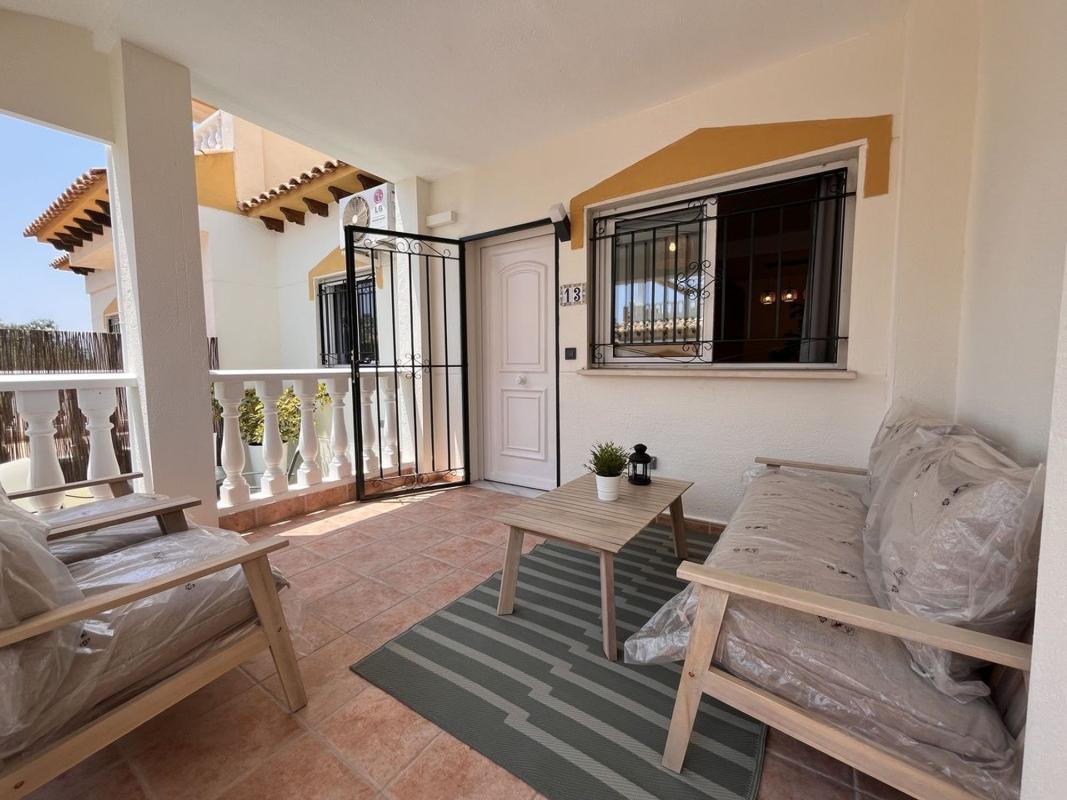 Venta de chalet adosado en Calle Mira , Orihuela photo 2
