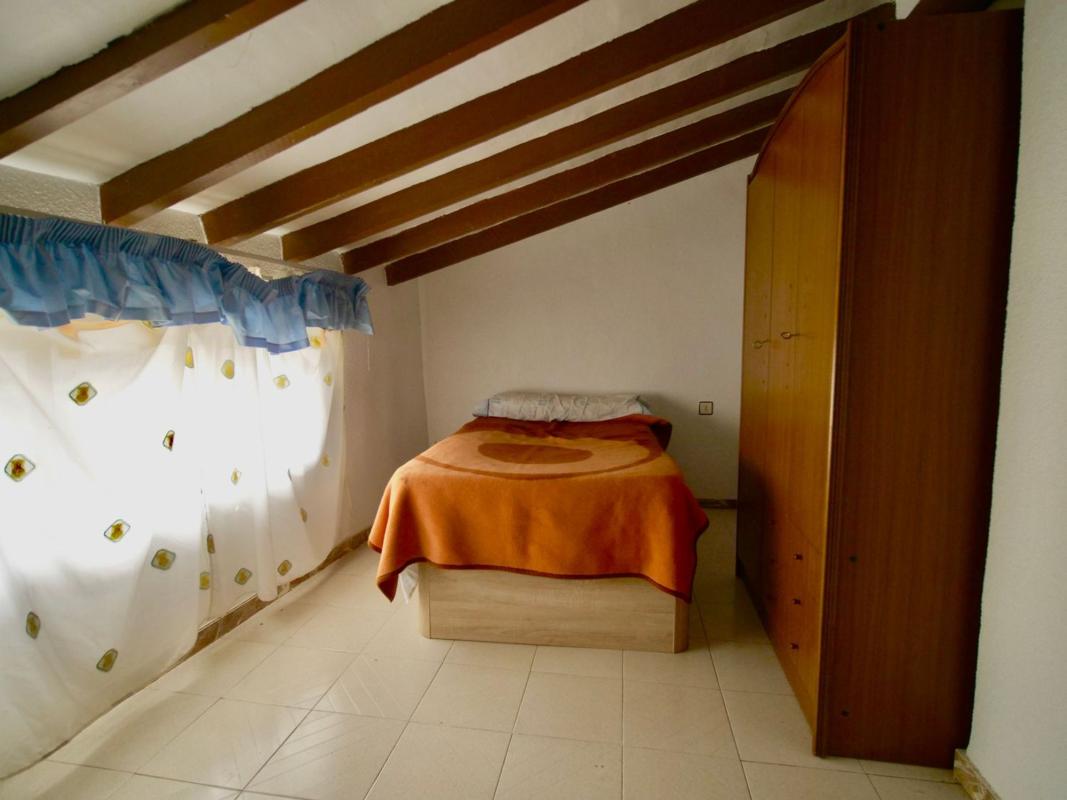 Venta de chalet independiente en Partida Almadrava, 1, Petrer
photo 2
