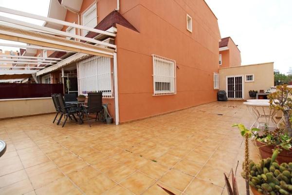 Chalet adosado en calle Alberto Asencio Gonzalvez, 29 photo 1