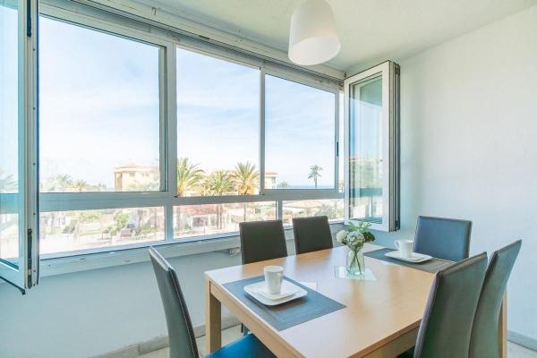 Venta de piso en Avenida de las Olas s/n, Torrevieja
 photo 1