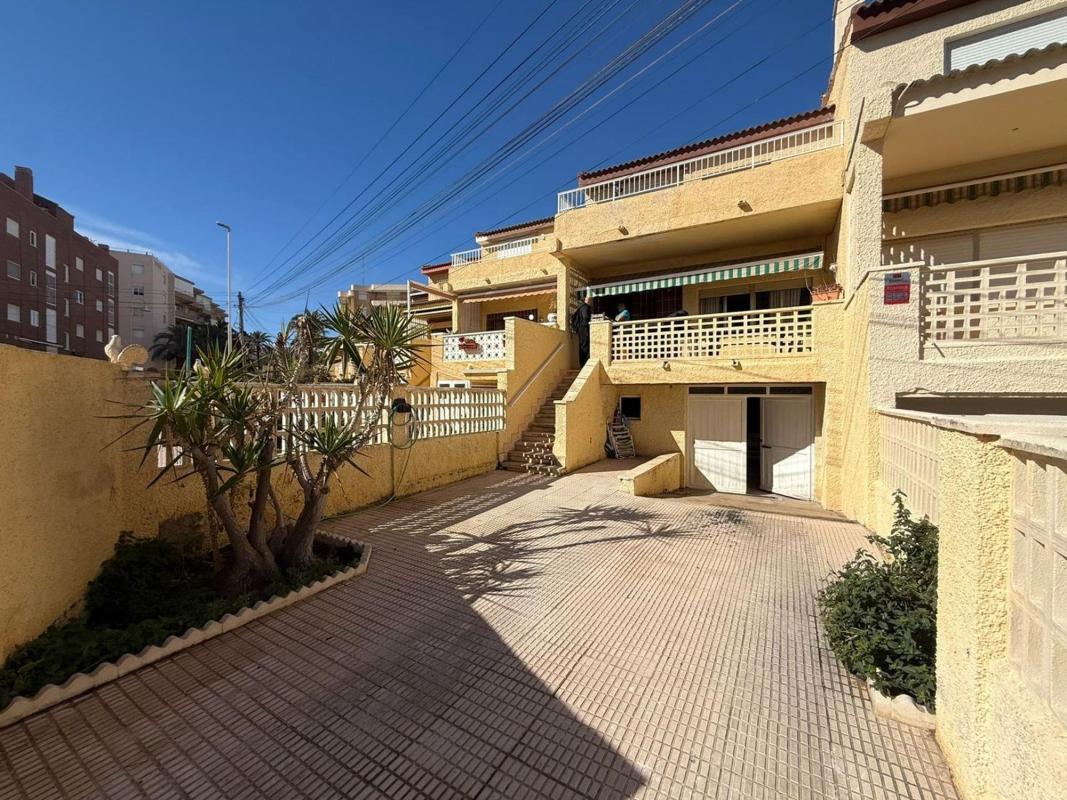 Venta de chalet independiente en Guardamar Playa, Guardamar del Segura
 photo 2