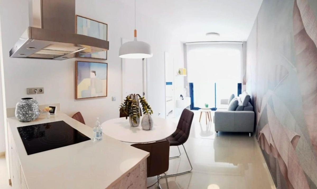 Venta de piso en Calle San Pascual, Torrevieja
photo 2