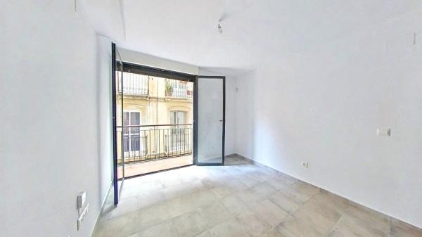 Sprzedaż mieszkania w Barrio Casco Histórico-Santa Cruz, Alicante / Alacant
photo 1