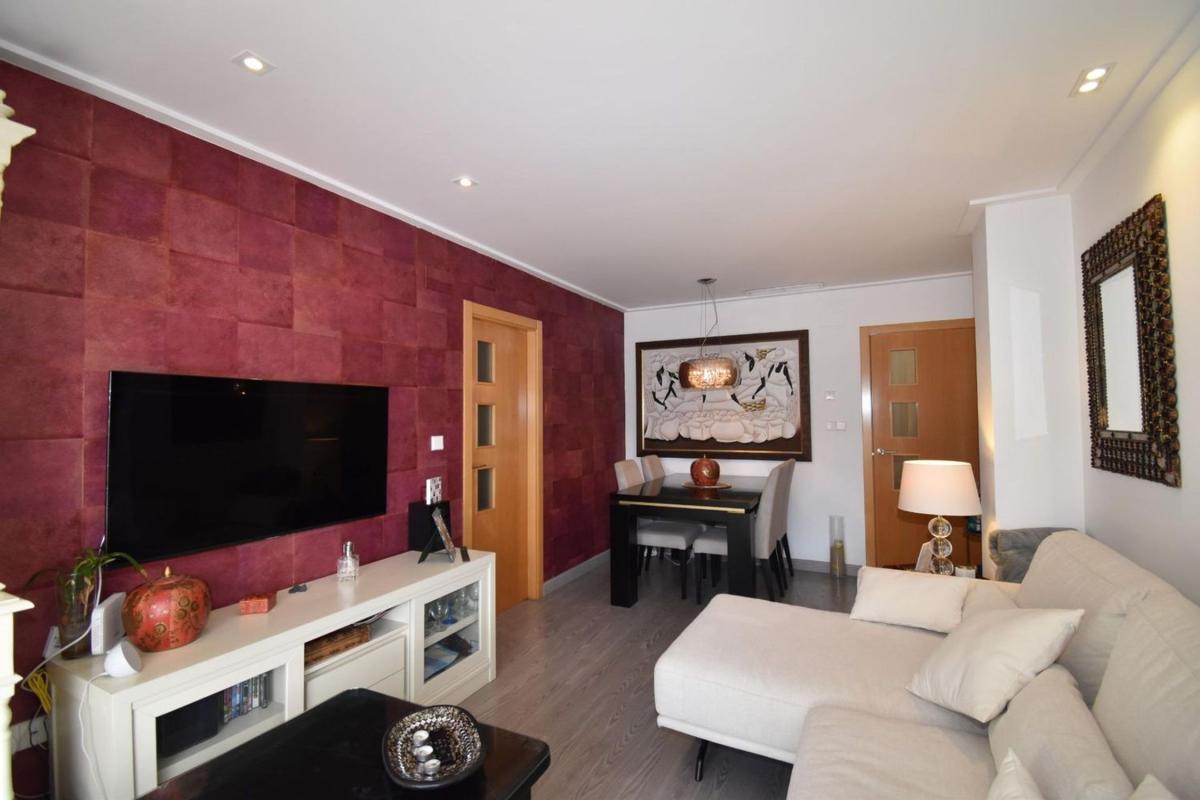 Sale of apartment in Barrio Raval de Santa Teresa-El Asilo, Elche / Elx
 photo 3