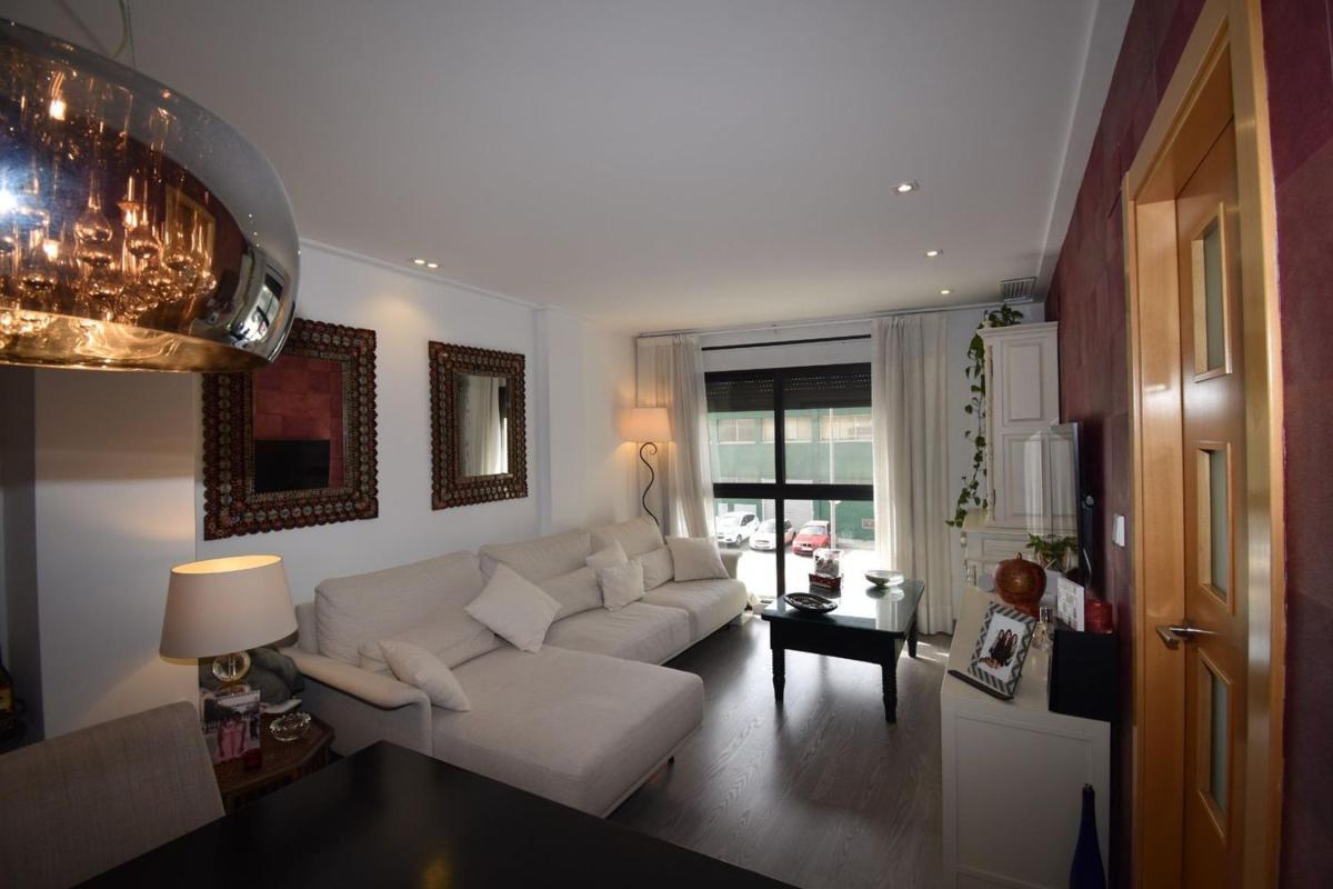 Sale of apartment in Barrio Raval de Santa Teresa-El Asilo, Elche / Elx
 photo 5