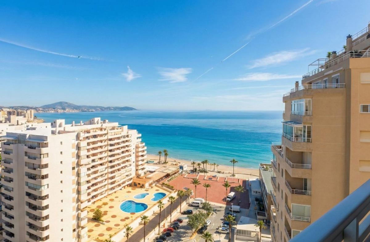 Sale of apartment in Calle Jávea, Calpe
photo 1