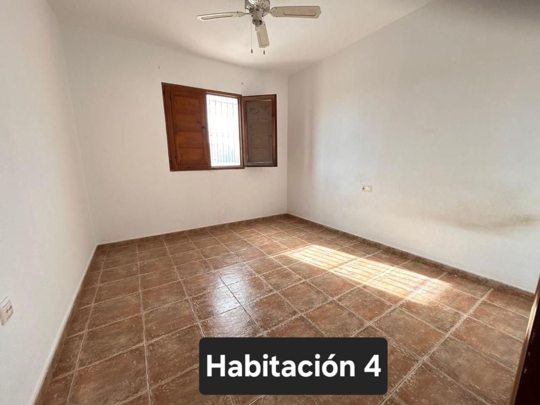Продажа загородного участка в  Camino Arroba de Madriguera, 182 , Катрал photo 2