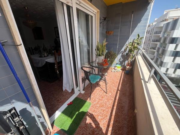 Sale of flat in Barrio Centro - Muelle Pesquero, Torrevieja
thumbnail 2