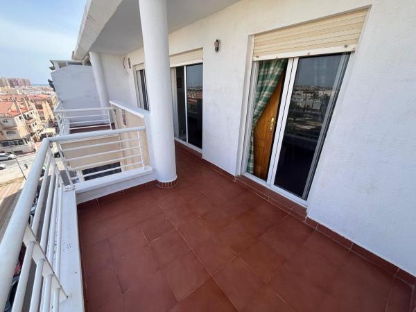 Ático en venta en Barrio Avenida Habaneras - Curva de Palangre, Torrevieja thumbnail 2