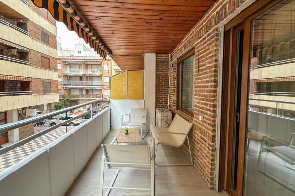 Продажа квартиры на Barrio Playa de los Náufragos, Торревьеха
photo 1
