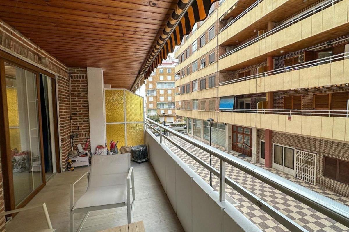 Продажа квартиры на Barrio Playa de los Náufragos, Торревьеха
photo 2