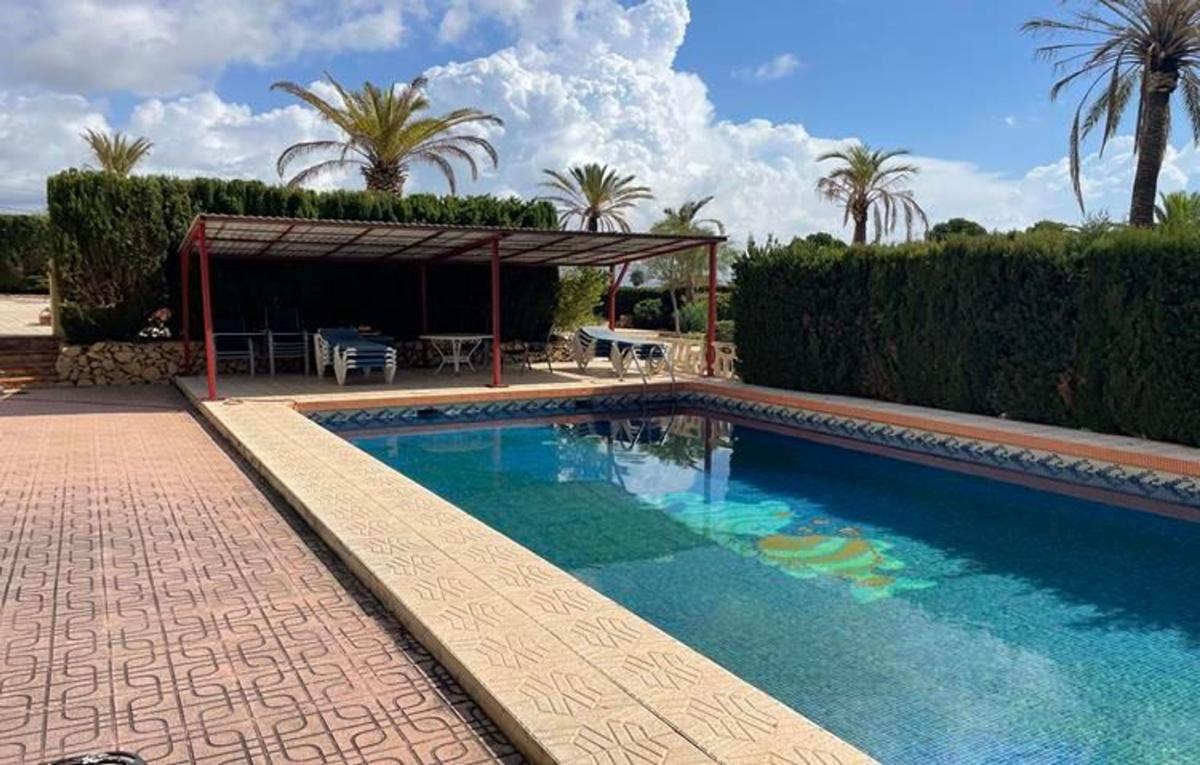 Sale of independent chalet in Calle Alacant, La Nucia
photo 4