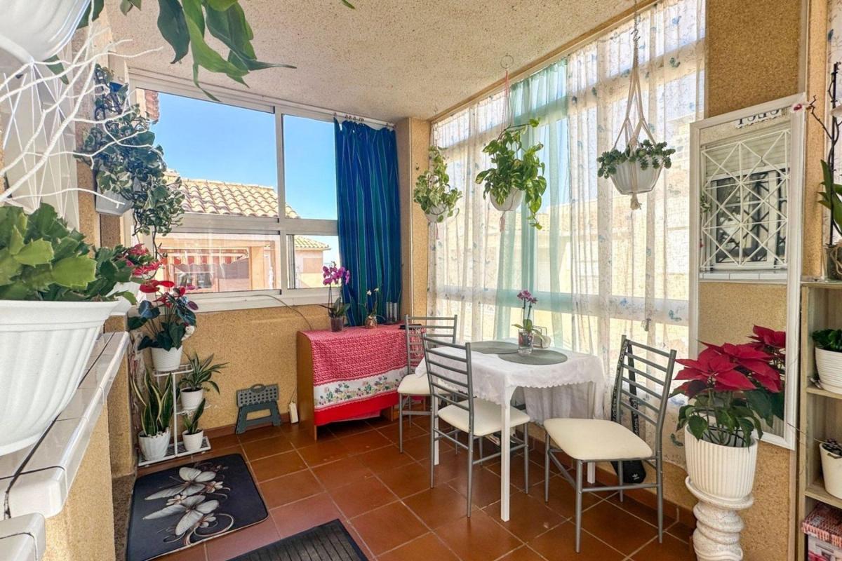 Продажа отдельного шале в  Barrio Parque Acuático - Sector 25, Торревьеха photo 3