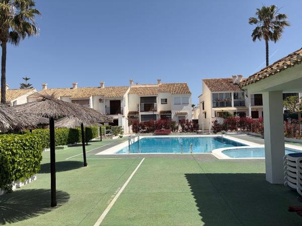 Chalet pareado en calle Monte de Santa Pola, 30 photo 1