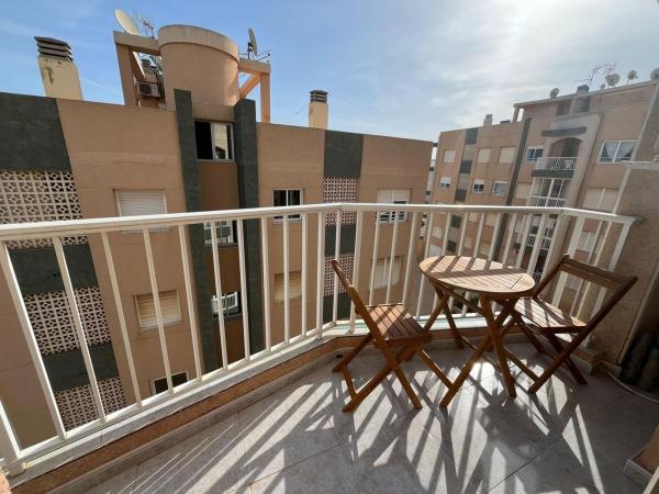 Sprzedaż mieszkania w Calle San Sebastián, 46, Torrevieja
 photo 2