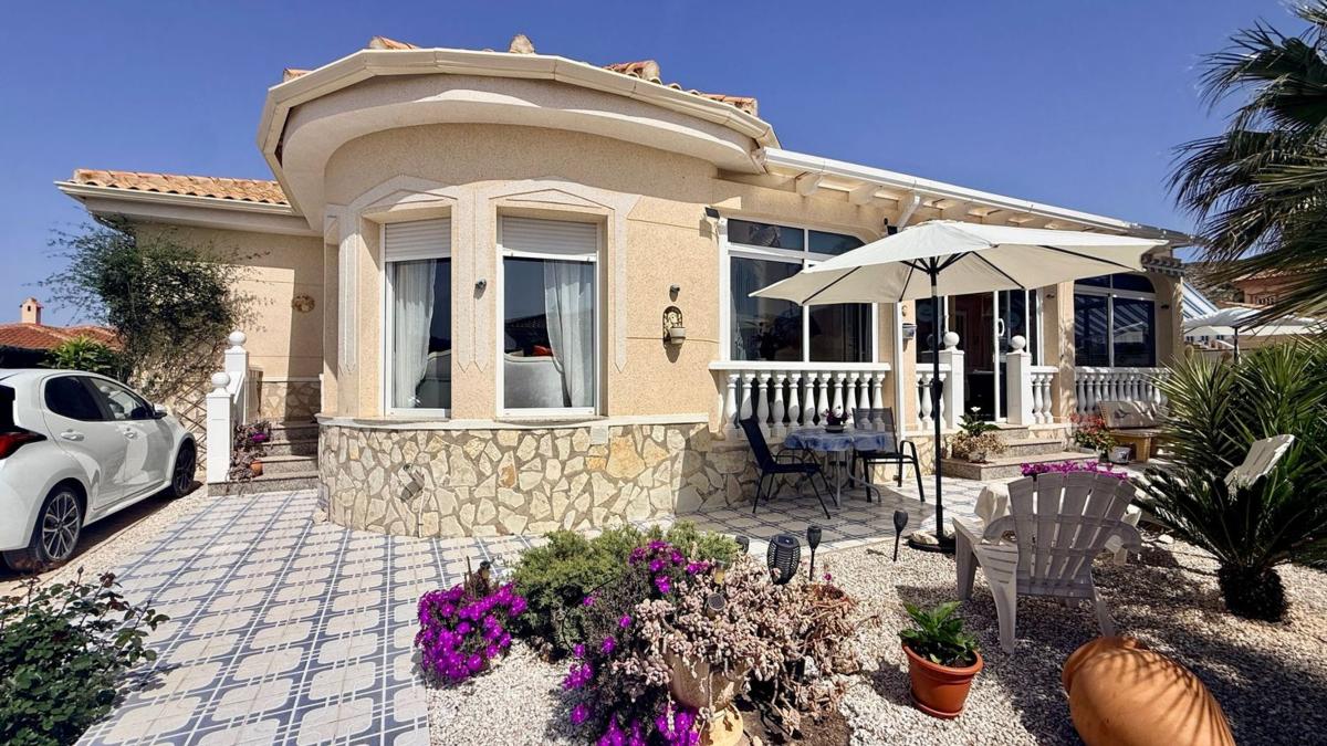 Venta de chalet independiente en Calle Dolores, Hondón de las Nieves
photo 1