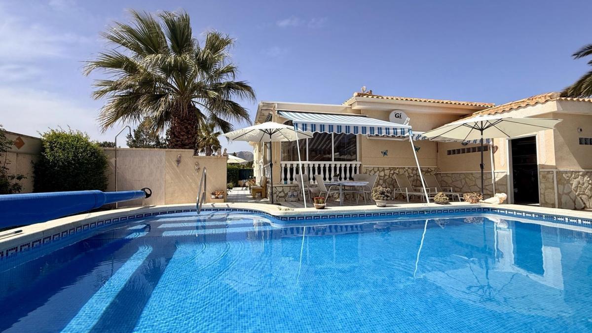 Venta de chalet independiente en Calle Dolores, Hondón de las Nieves
photo 4