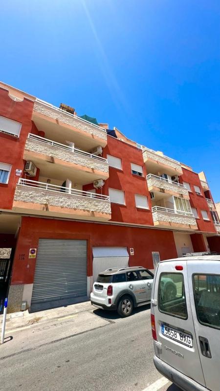 Venta de ático en  Calle Joaquín Chapaprieta, Torrevieja photo 2