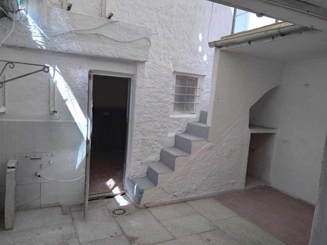 Sale of townhouse in  Calle San Javier , Alicante photo 2