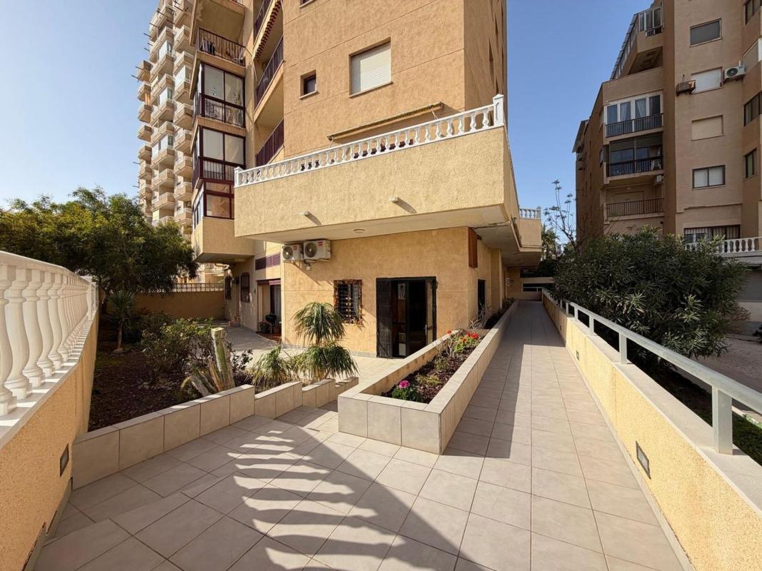 Properties for sale and rent in Spain photo 3