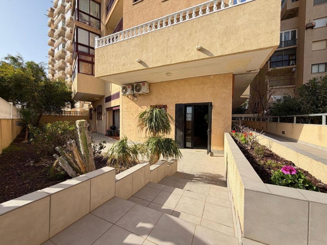 Properties for sale and rent in Spain photo 4