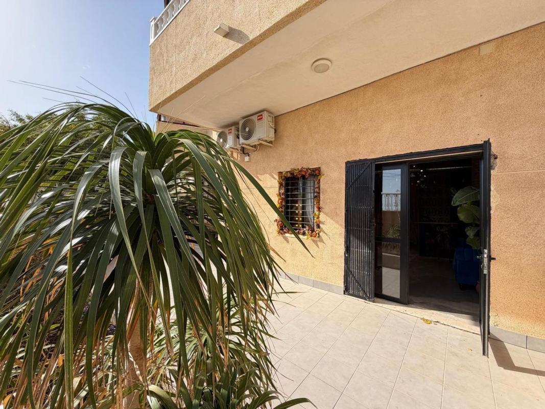 Properties for sale and rent in Spain photo 5