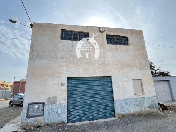 Nave en calle 03203 photo 1