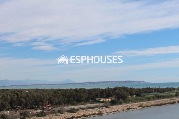 Venta de piso en Puerto Deportivo, Guardamar del Segura
thumbnail 1