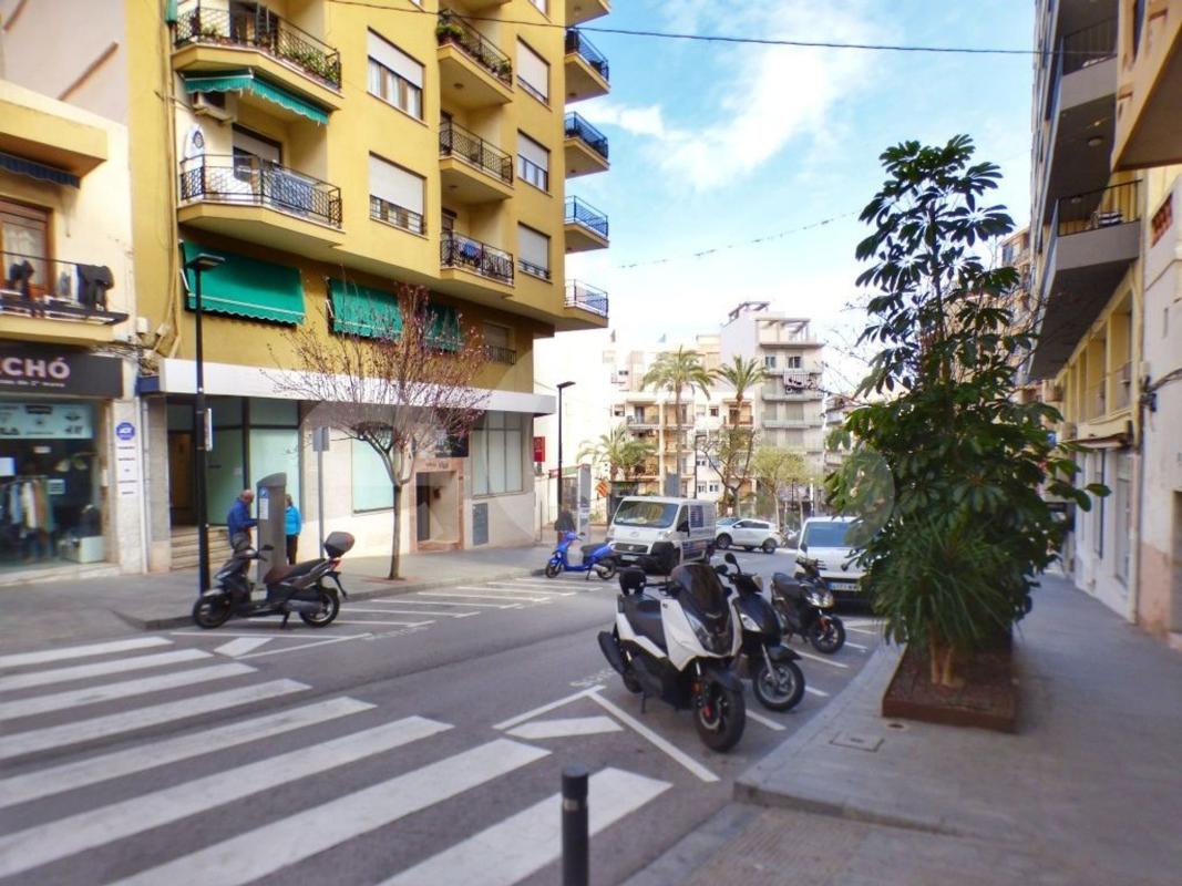 Propiedades en venta y alquiler en España photo 3