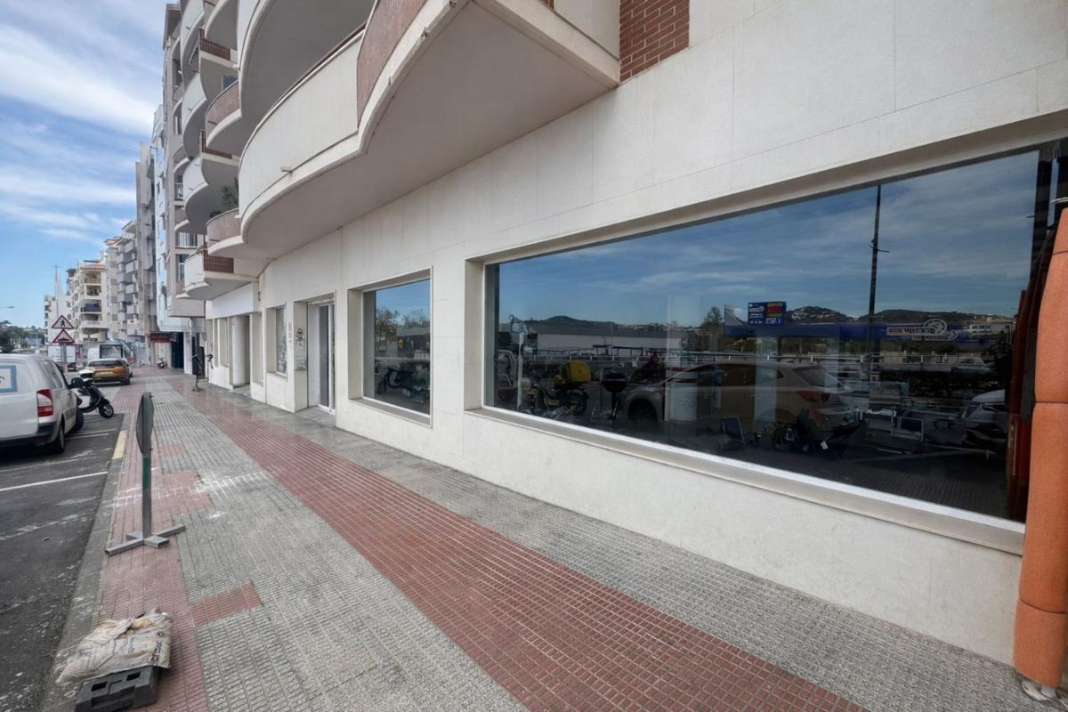 Properties for sale and rent in Spain photo 1