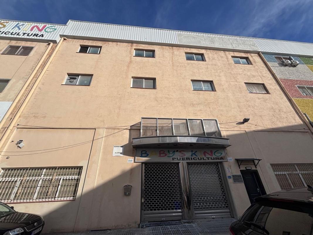 Propiedades en venta y alquiler en España photo 2
