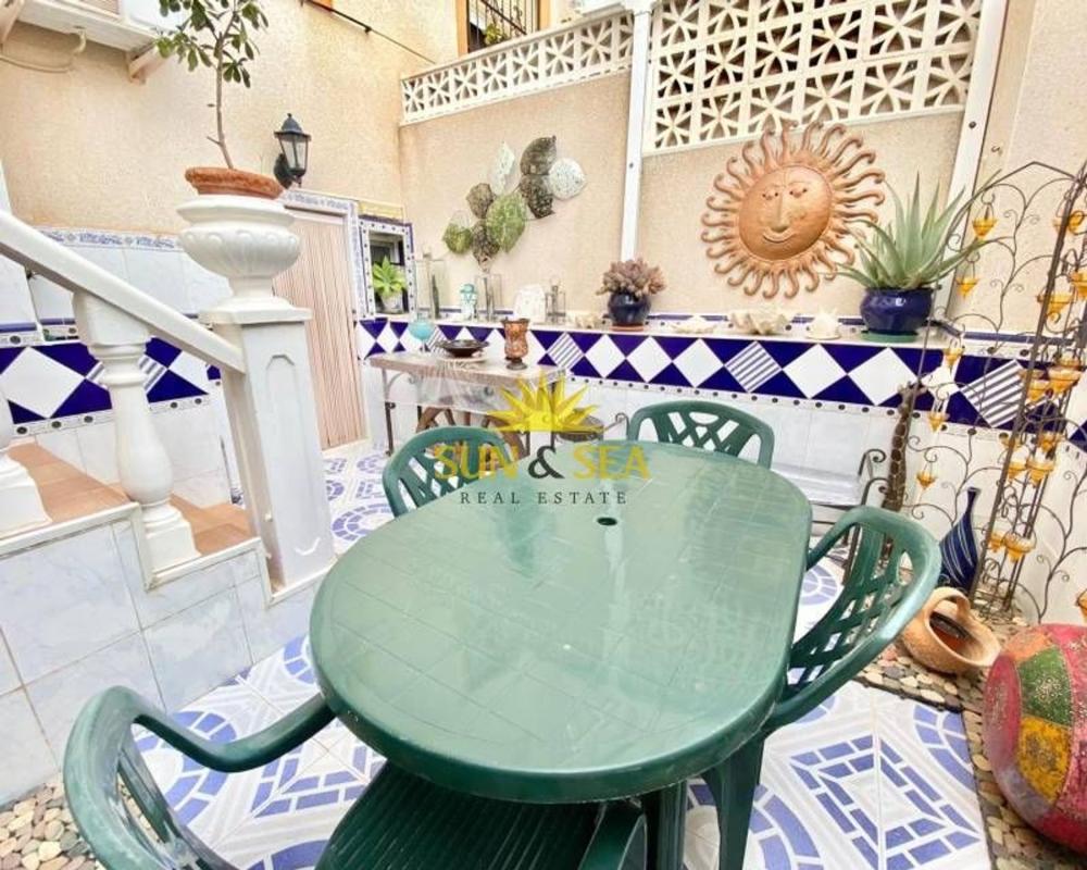 Sale of independent chalet in Barrio Torreblanca, Torrevieja
photo 4