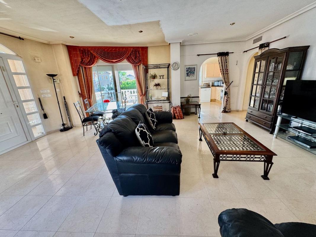 Sale of independent chalet in Benferri, Benferri
photo 5