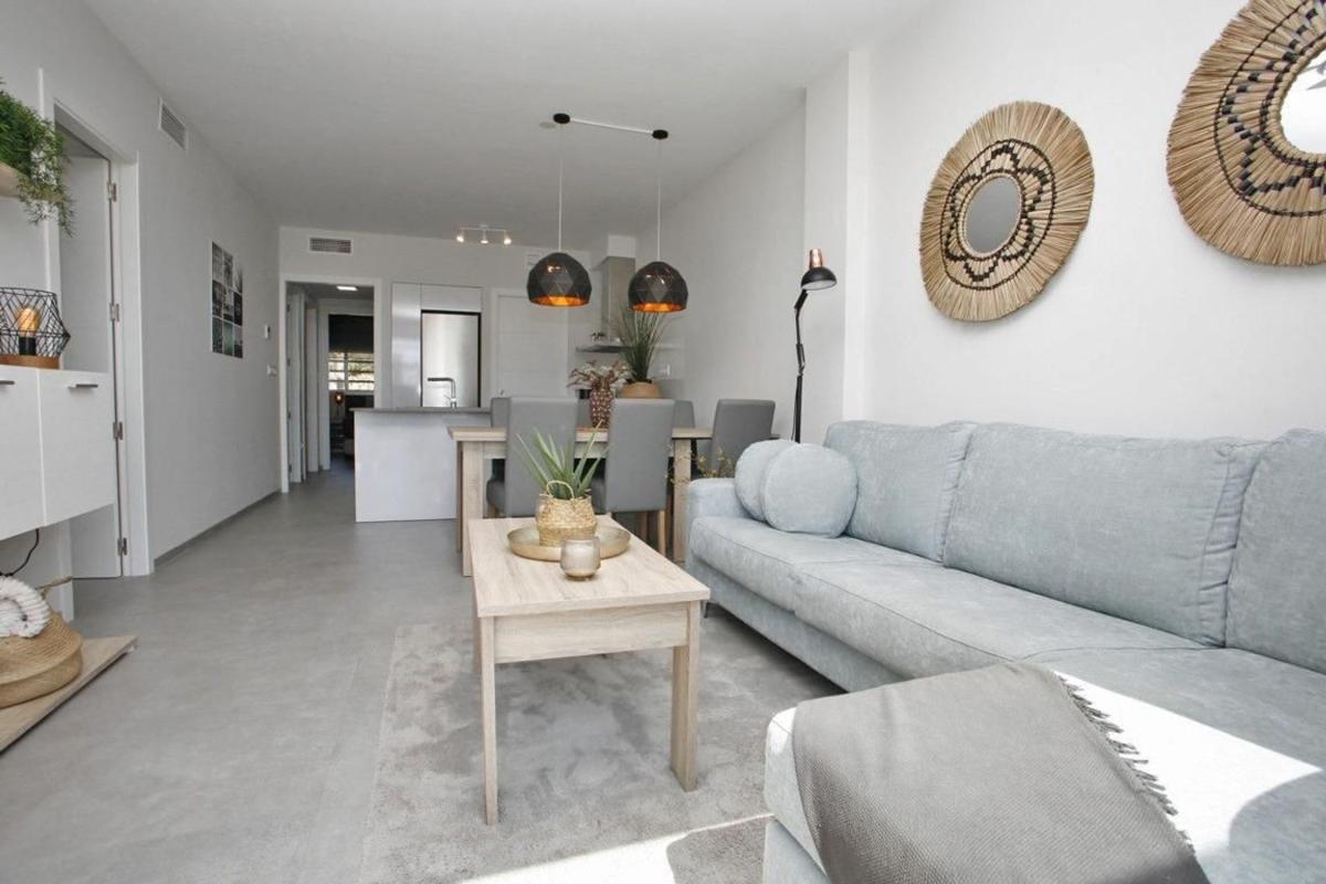 Venta de chalet independiente en Calle Fuerteventura, 51, Torrevieja
 photo 4