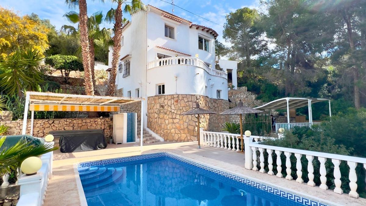 Venta de chalet independiente en Cala Advocat - Baladrar, Benissa
photo 1