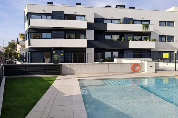 Venta de piso en Calle del Doctor Fleming, 7, Cubelles
photo 1