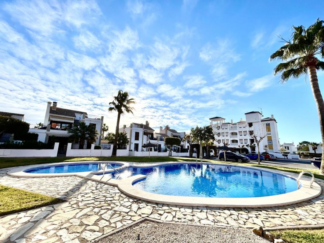 Venta de piso en Barrio Villamartín, Orihuela
photo 2